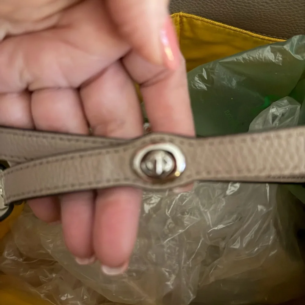 Coach Park Metro Shoulder Bag - Picture 7 of 11